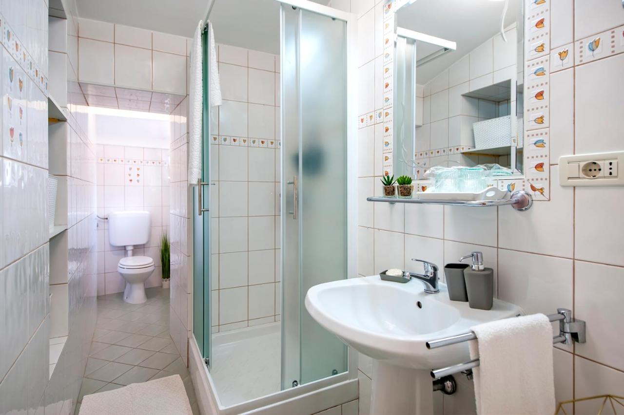 Casa Giuseppina Apartment โรวีน ภายนอก รูปภาพ
